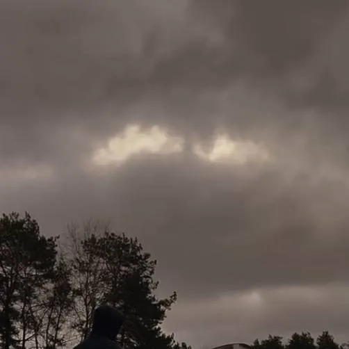 chat with ai character: James and David