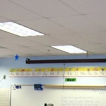 chat with ai character: CLASSROOM