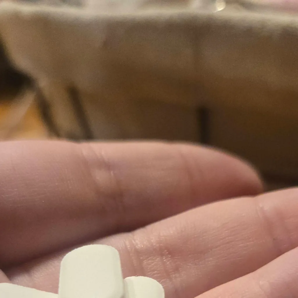 chat with ai character: pills