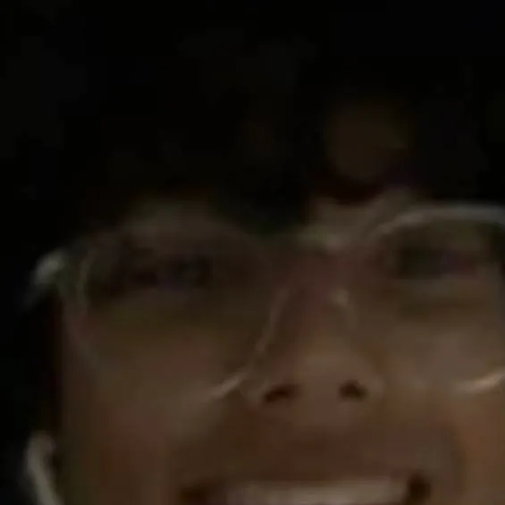 chat with ai character: Lace