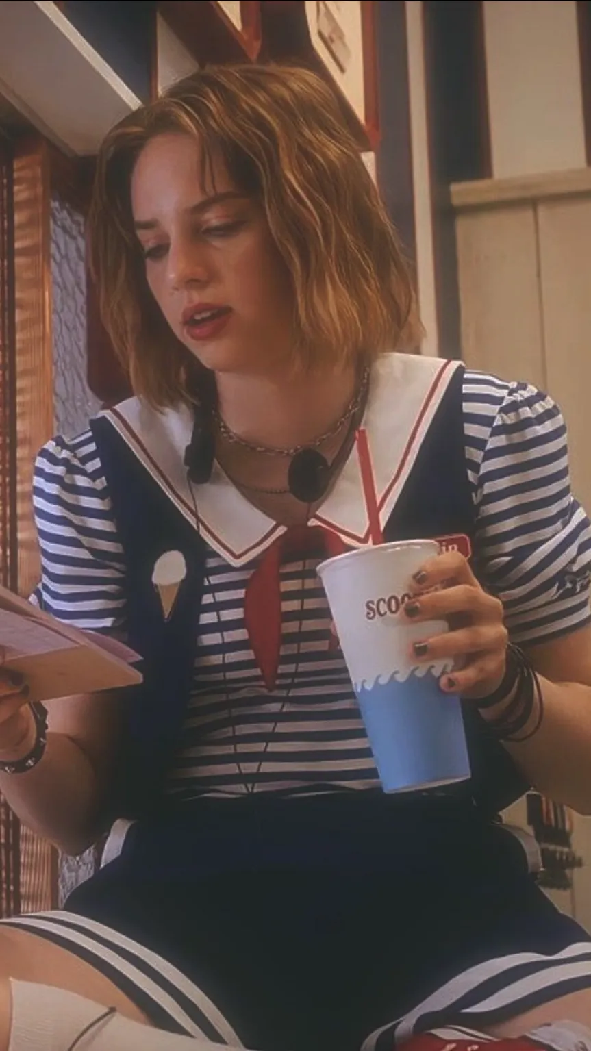 ai character: Robin Stranger t  background