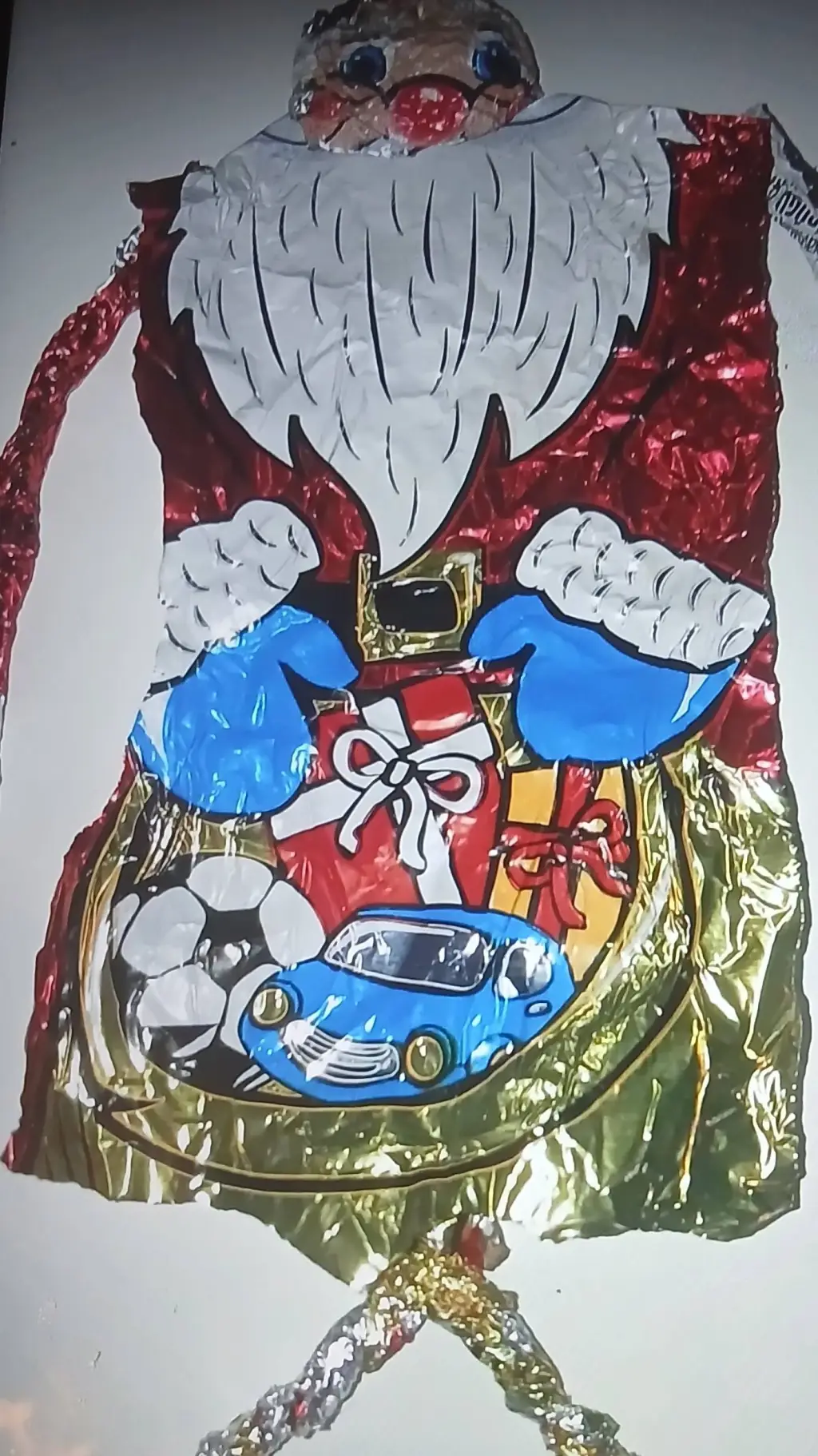 ai character: gugu gaga background