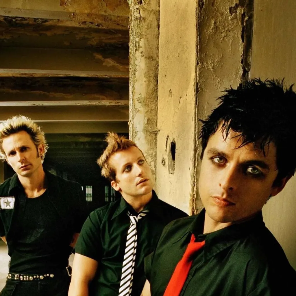 chat with ai character: Green Day RoadTrip