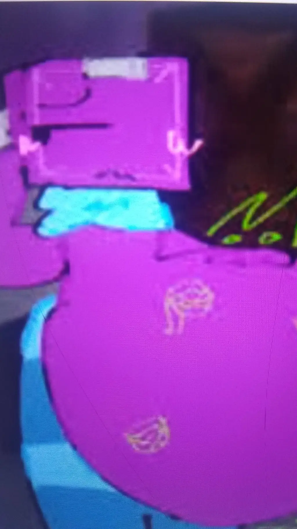 ai character: boxten vore background