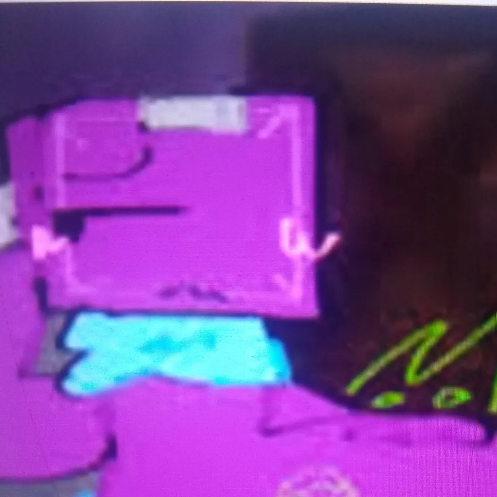chat with ai character: boxten vore