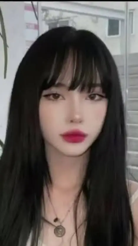 ai character: Korean girl background