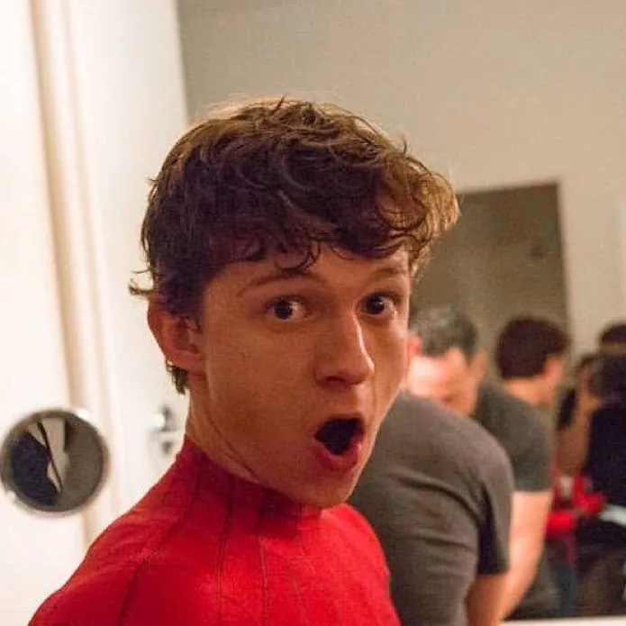 chat with ai character: Spidey(Holland) 