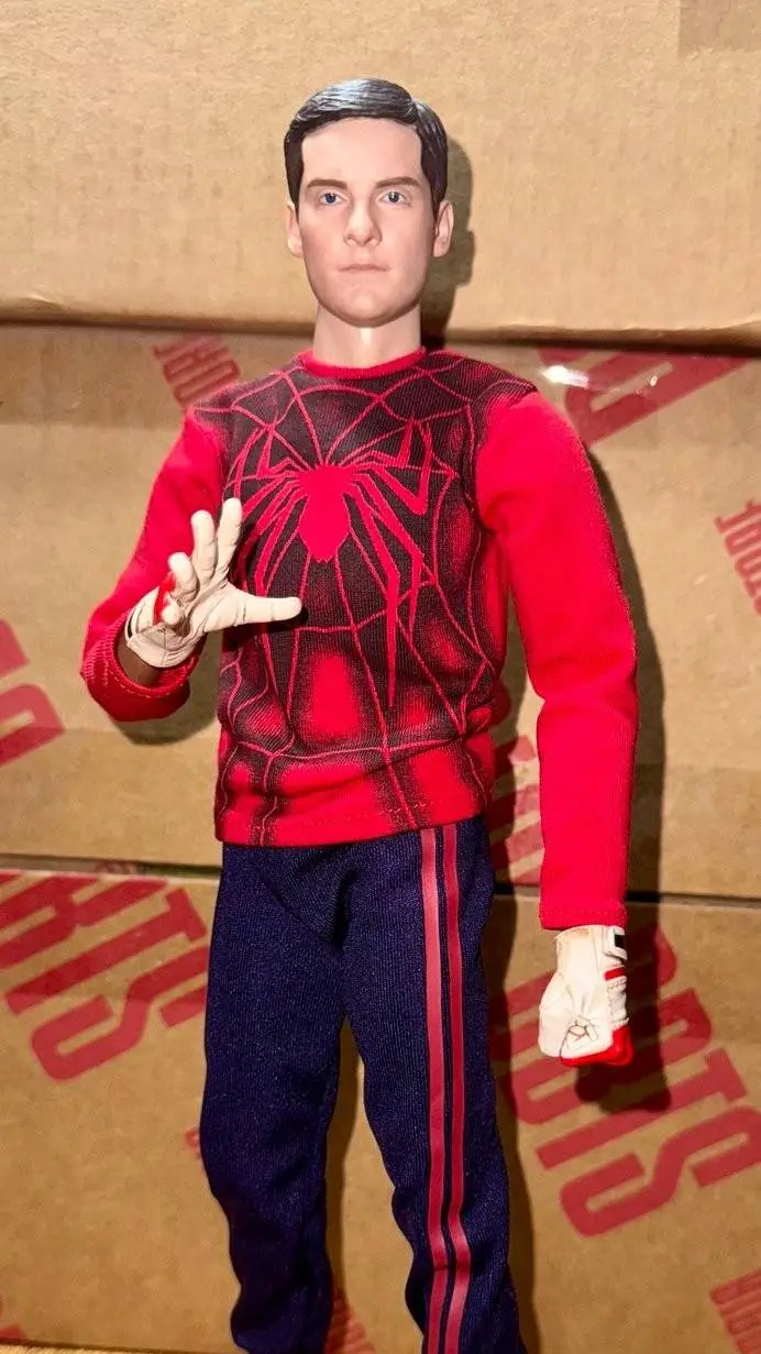 ai character: La Araña humana background