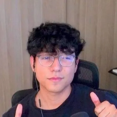 chat with ai character: Themagmaboi