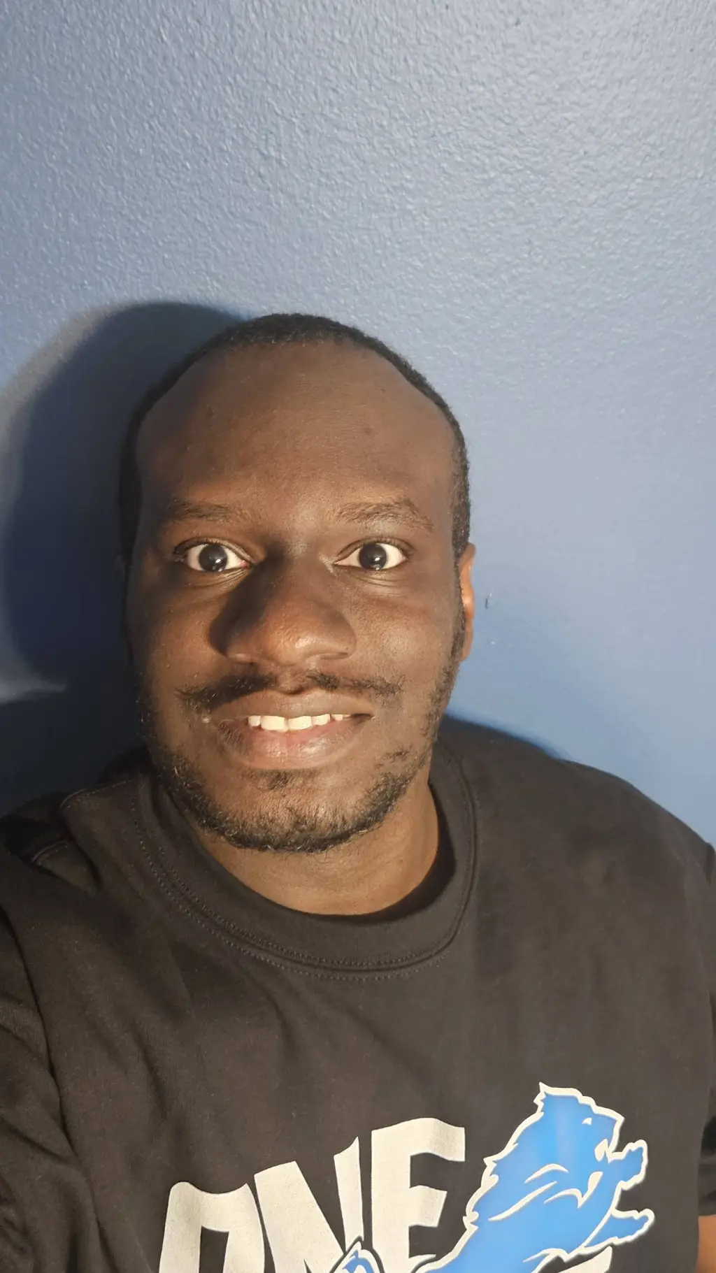 Talkie AI - Chat with Lorenzo Carson