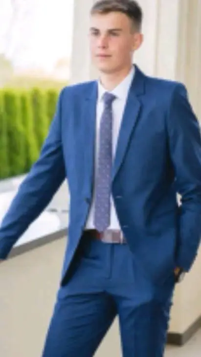 ai character: domnul de mate💜 background