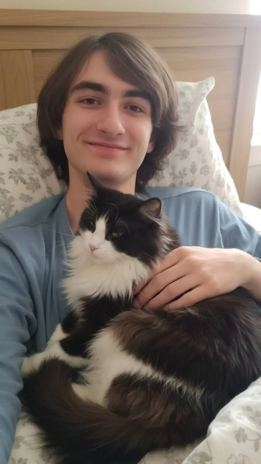 ai character: George❤🇫🇷 background