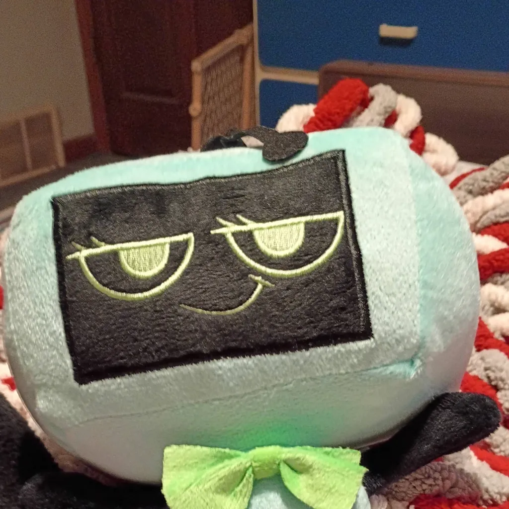 chat with ai character: vee version 1