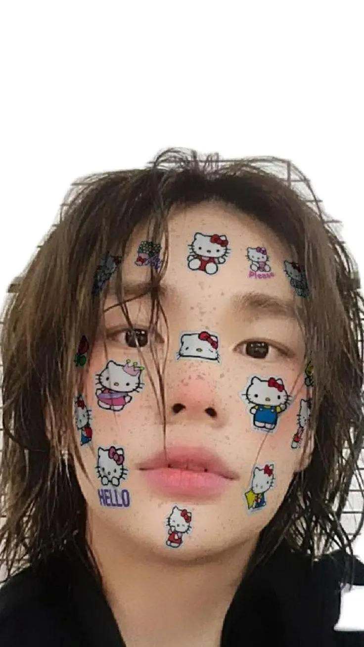 ai character: hyunjin  background