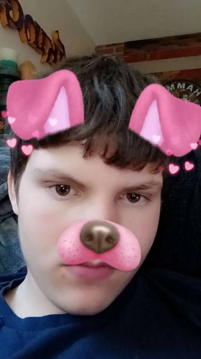 ai character: 𝙶𝚞𝚗𝚗𝚎𝚛 background