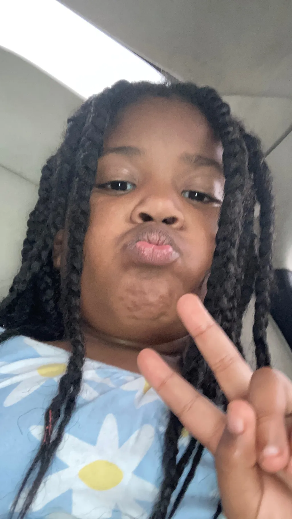 ai character: Mya  background