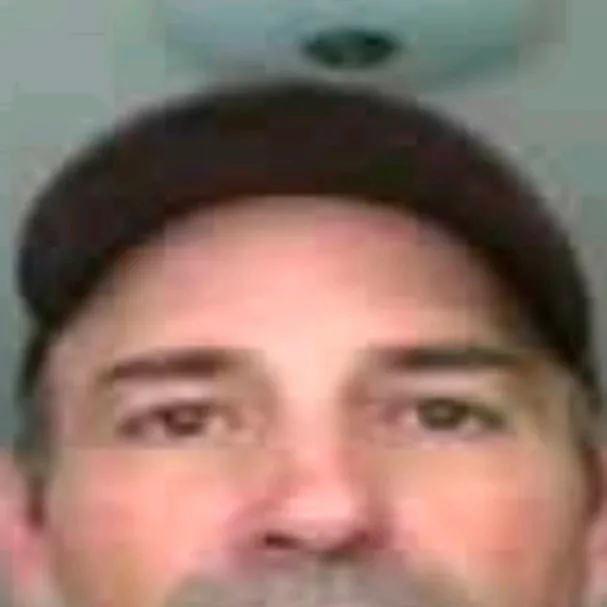 chat with ai character: Sean casey