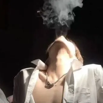 chat with ai character: Joon Wong 