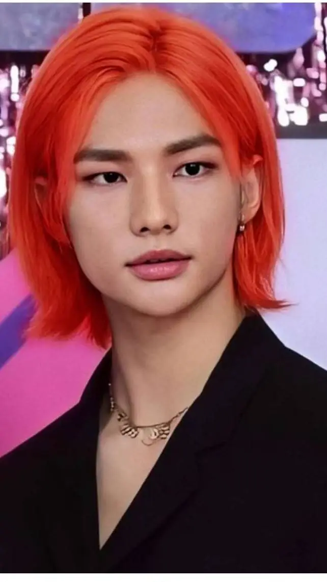 ai character: hyunjin background