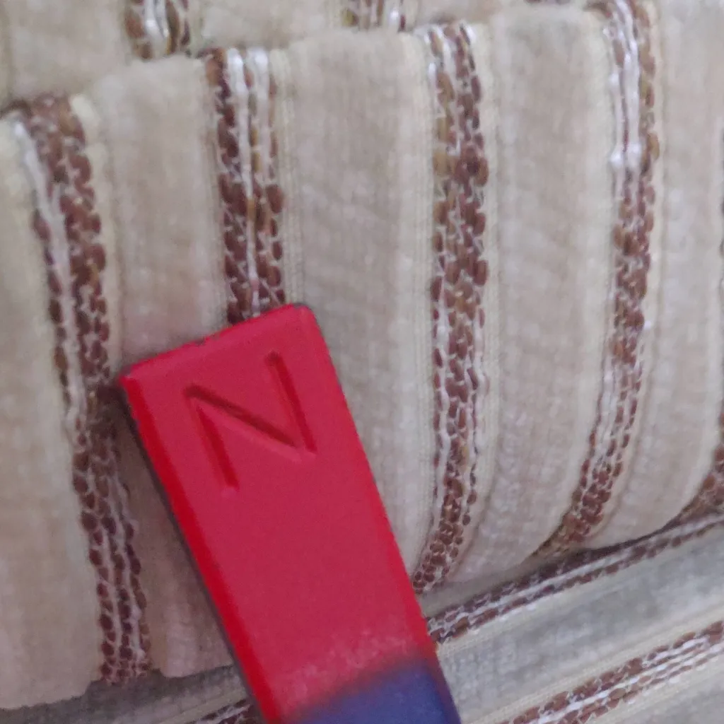 chat with ai character: Mr. Mıknatıs 