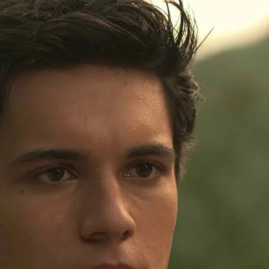 chat with ai character: Vijay Dhar