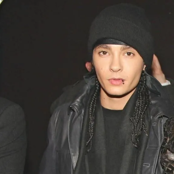 chat with ai character: Tom Kaulitz 