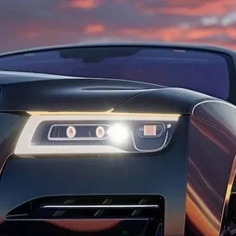 chat with ai character: slow car