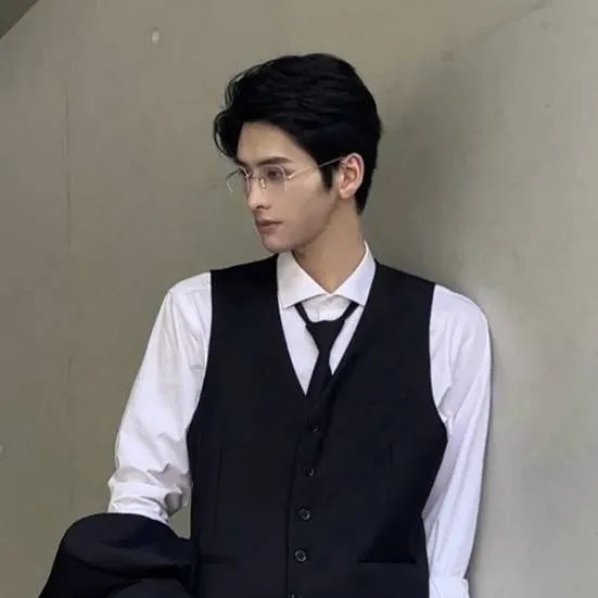 chat with ai character: Seong