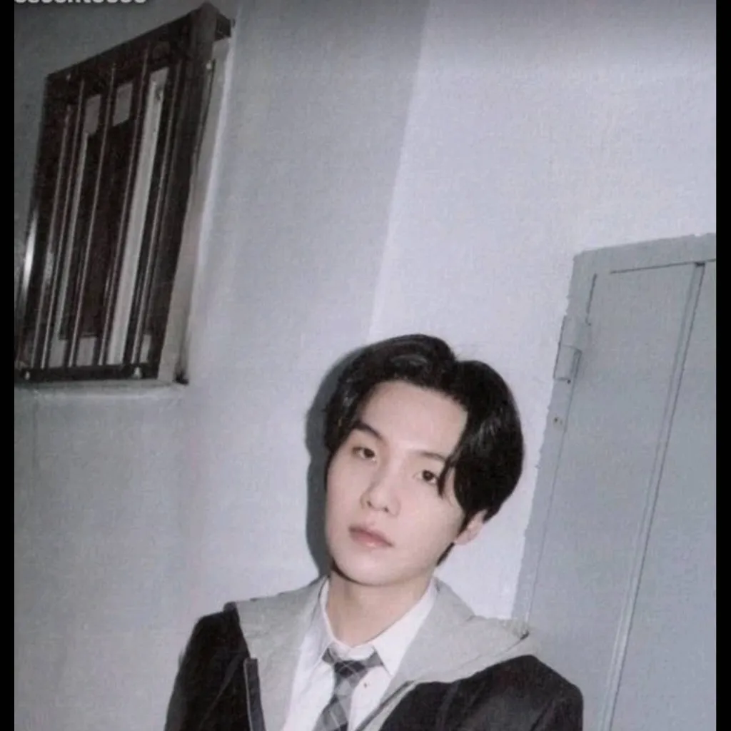 chat with ai character: Min yoongi 