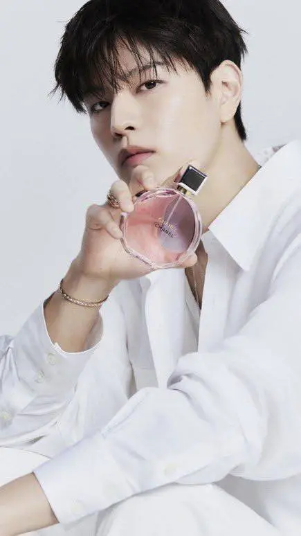 ai character: Ким Сынми background