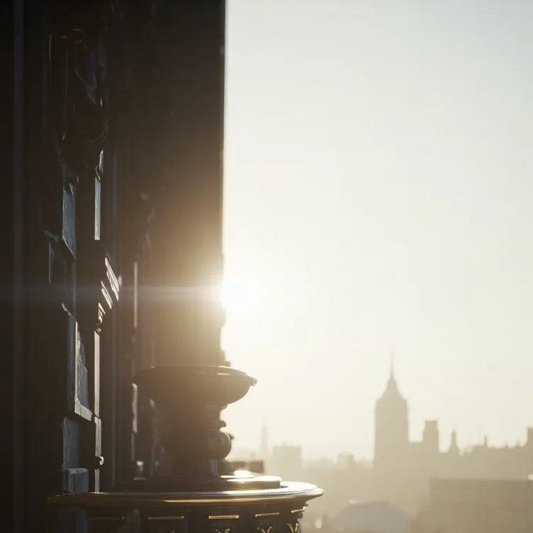 chat with ai character: Prince William