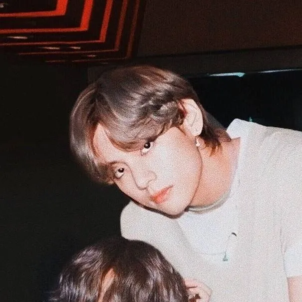 chat with ai character: Taehyung and Tae 