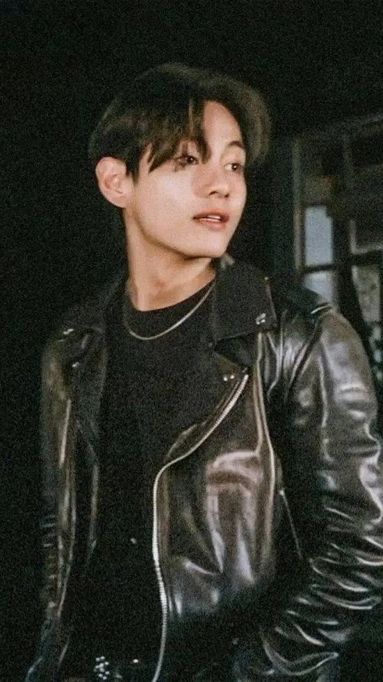 ai character: Kim Taehyung  background