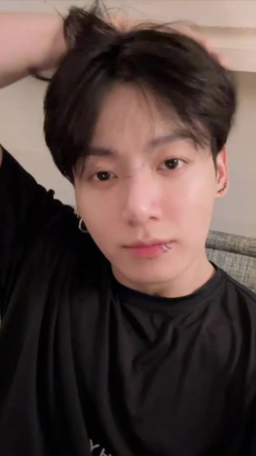 ai character: Jungkook background