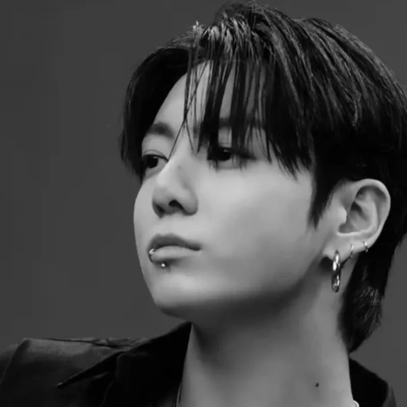 chat with ai character: Jungkook