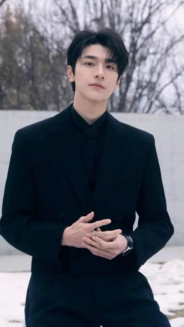 ai character: Hyun-Ki background