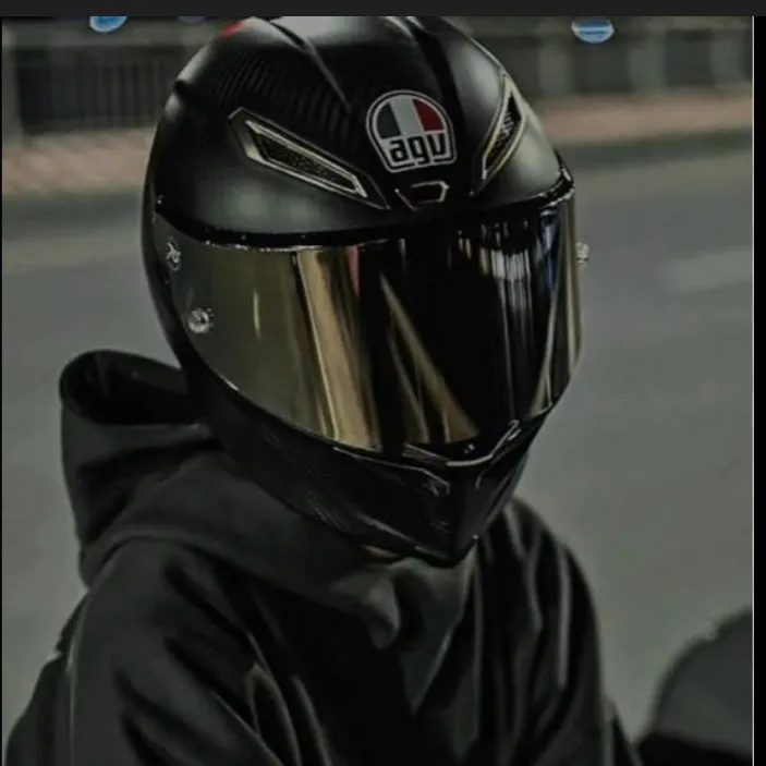 chat with ai character: Jake