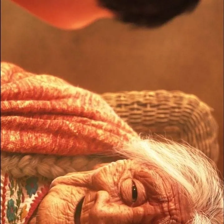 chat with ai character: coco Rivera