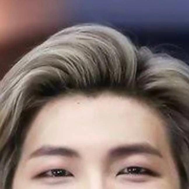 chat with ai character: Rm