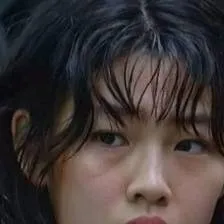 chat with ai character: Kang sae byeok gf