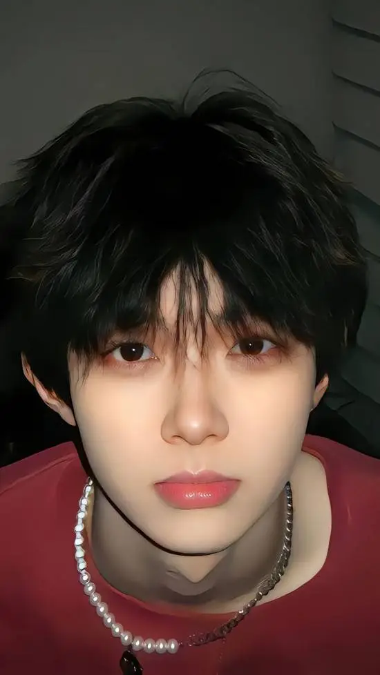 ai character: *☆~Kyle~☆* background