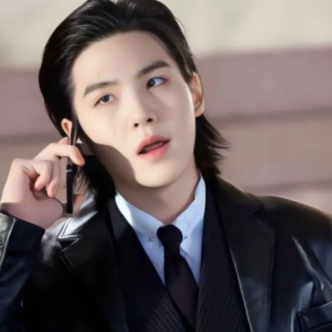 chat with ai character: Agust D