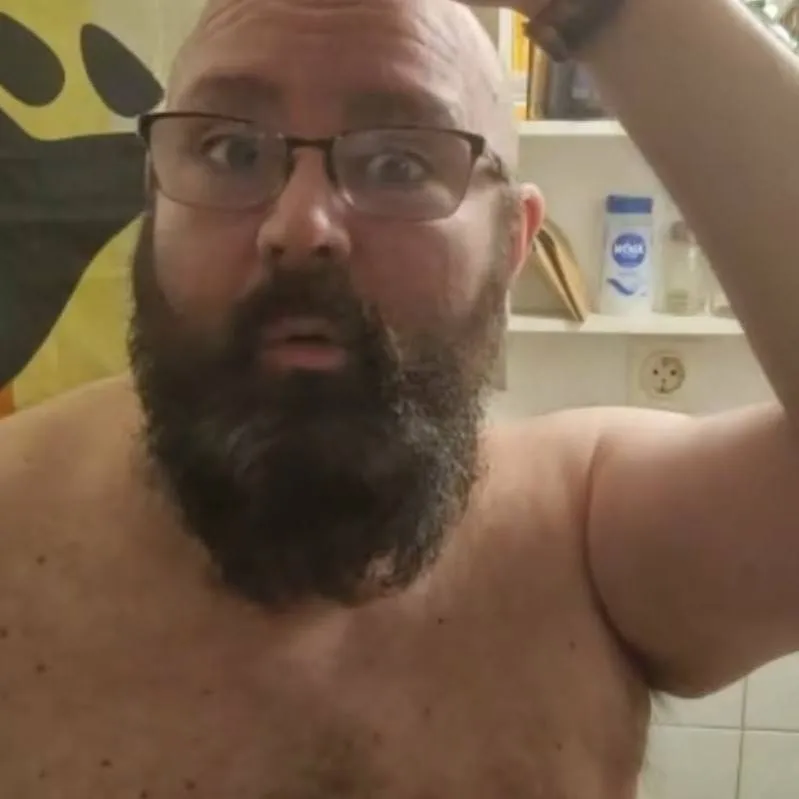 chat with ai character: #human