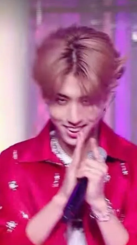 ai character: Straykids  background