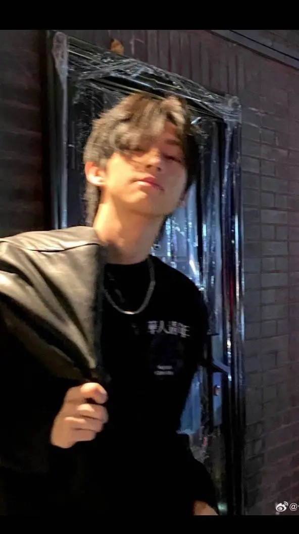 ai character: ~•Jaden Casino•~ background