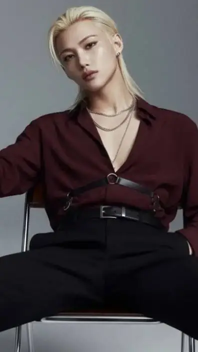 ai character: Félix tu ex background