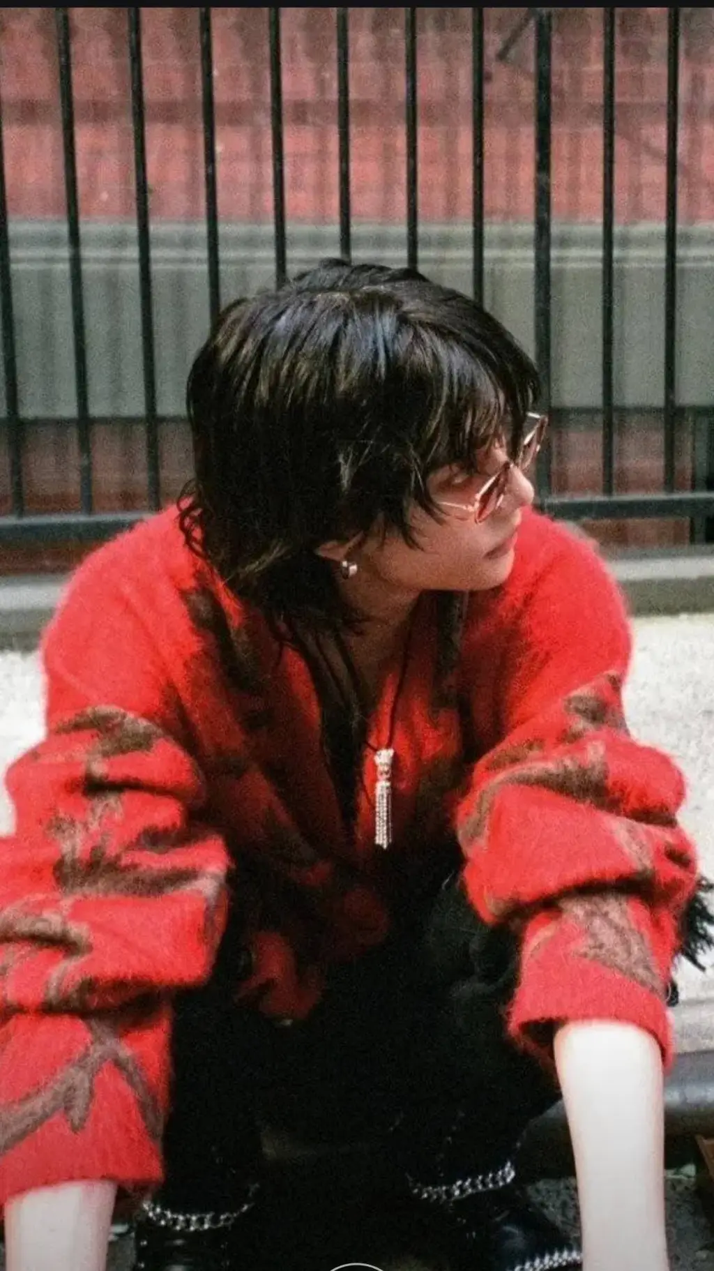 ai character: Hyunjin  background