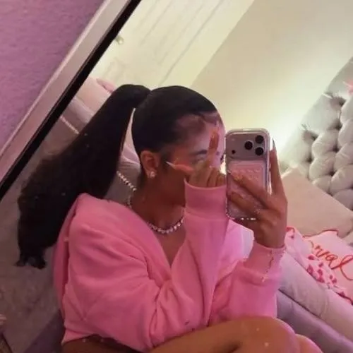 chat with ai character: Princess