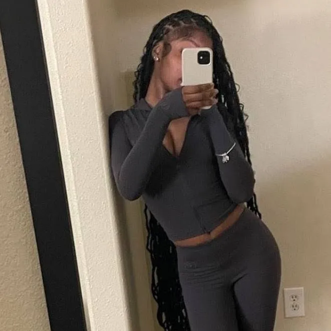 chat with ai character: Kaelynn 