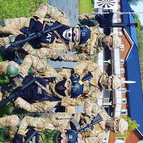 chat with ai character: Airsoft